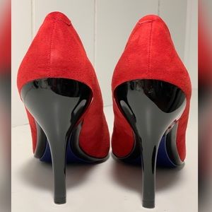 Kenneth Cole Reaction Red Suede Stiletto 7.5